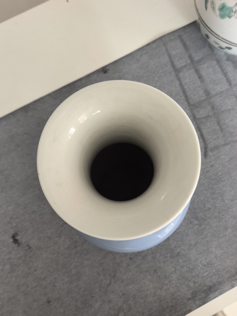 古玩陶瓷藍釉瓶真品鑒賞圖