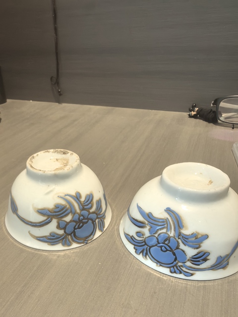 古玩陶瓷花卉紋杯真品鑒賞圖