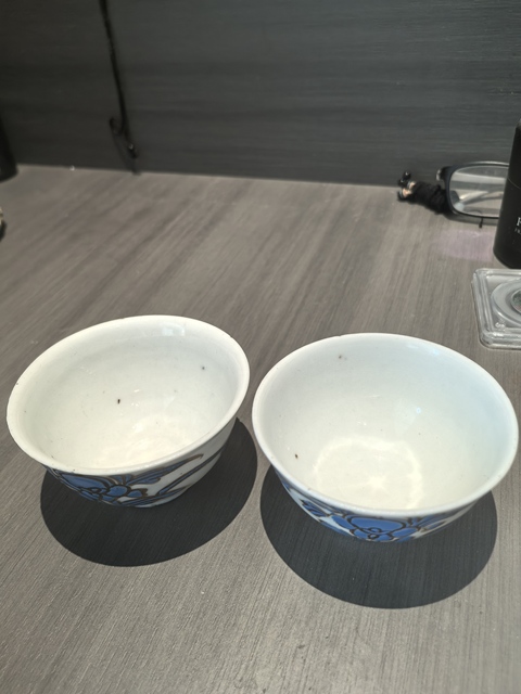 古玩陶瓷花卉紋杯真品鑒賞圖