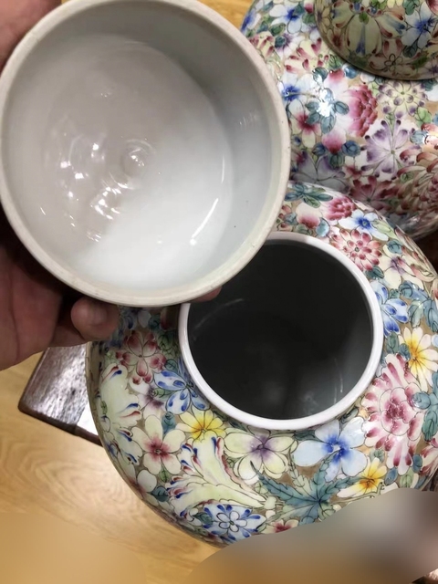 古玩陶瓷粉彩百花不落地蓋罐真品鑒賞圖