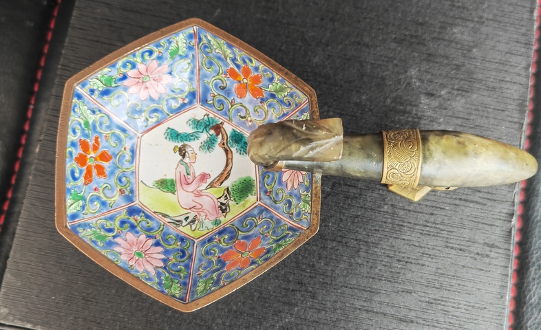 古玩雜項銅胎畫琺瑯碗真品鑒賞圖
