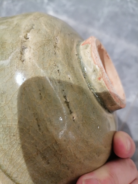 古玩陶瓷龍泉青瓷刻花碗真品鑒賞圖