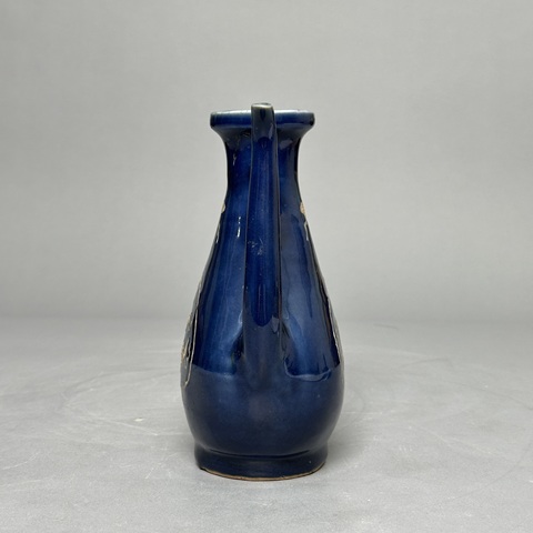 古玩陶瓷麒麟望月霽藍釉貼塑執壺真品鑒賞圖