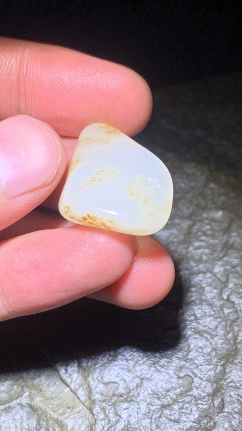 古玩玉器和田玉籽料原石真品鑒賞圖