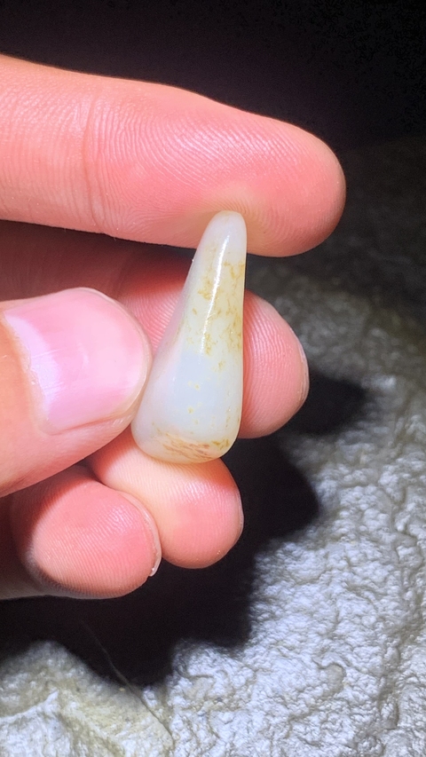 古玩玉器和田玉籽料原石真品鑒賞圖