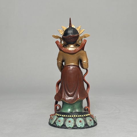 古玩陶瓷釋迦摩尼瓷塑雕像真品鑒賞圖