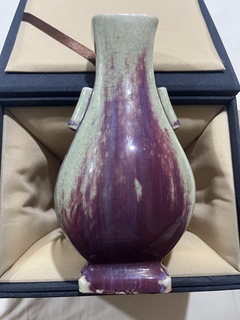 古玩陶瓷清晚期窯變釉貫耳方瓶真品鑒賞圖