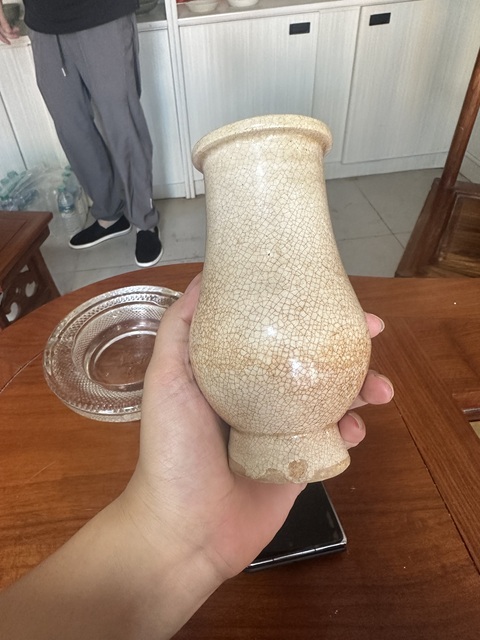 古玩陶瓷景德鎮(zhèn)米黃釉箸瓶真品鑒賞圖