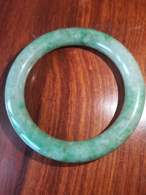 古玩玉器翡翠手鐲真品鑒賞圖