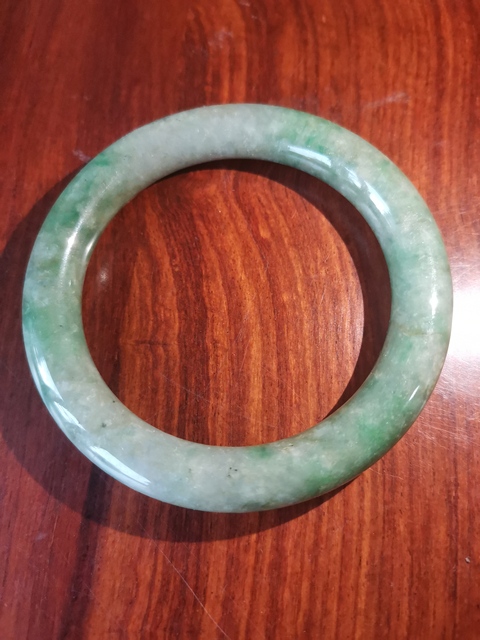 古玩玉器翡翠手鐲真品鑒賞圖