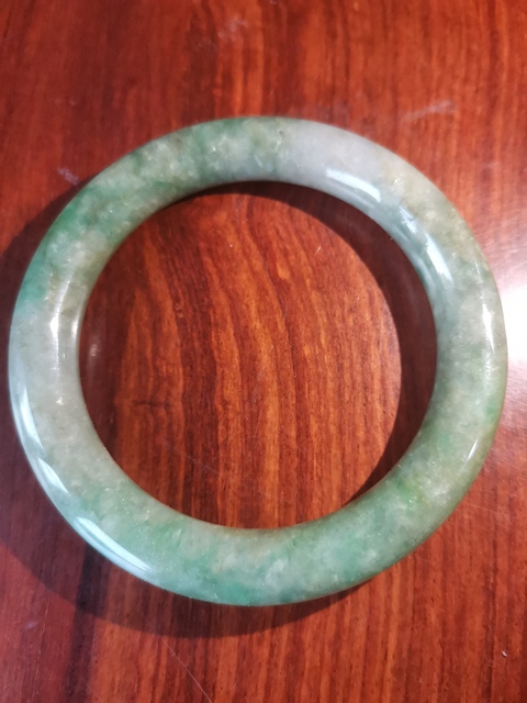 古玩玉器翡翠手鐲真品鑒賞圖