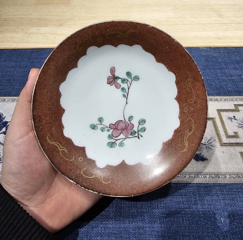 古玩陶瓷花卉紋粉彩盤真品鑒賞圖