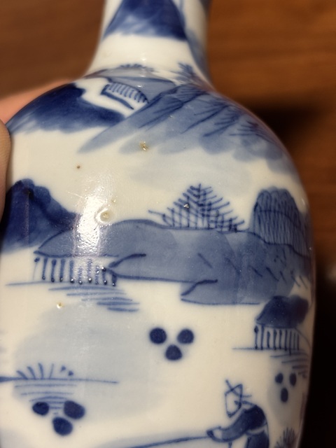古玩陶瓷晚清青花瓶真品鑒賞圖