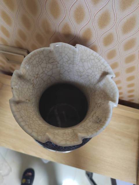 古玩陶瓷哥釉五彩包袱瓶拍賣,當前價格3998元