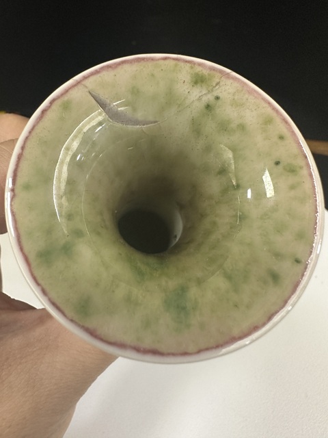 古玩陶瓷清光緒豇豆紅釉菊瓣瓶拍賣,當(dāng)前價(jià)格4500元