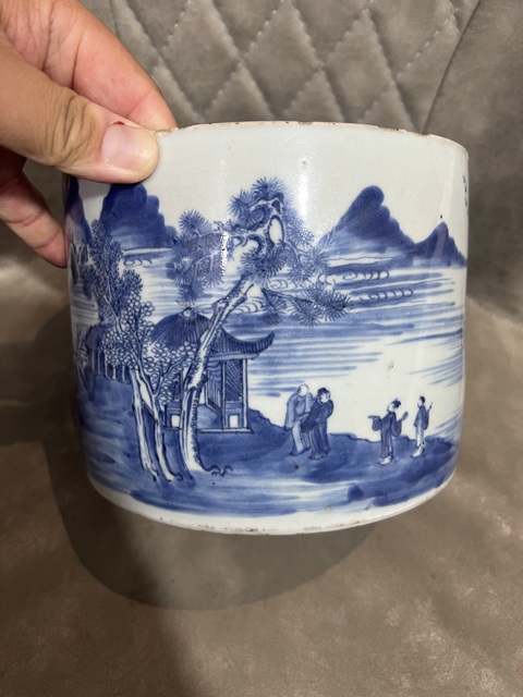 古玩陶瓷人物山水紋青花筆海真品鑒賞圖