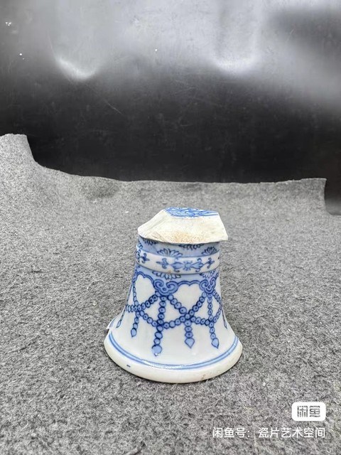 古玩陶瓷青花酥油燈瓷片真品鑒賞圖