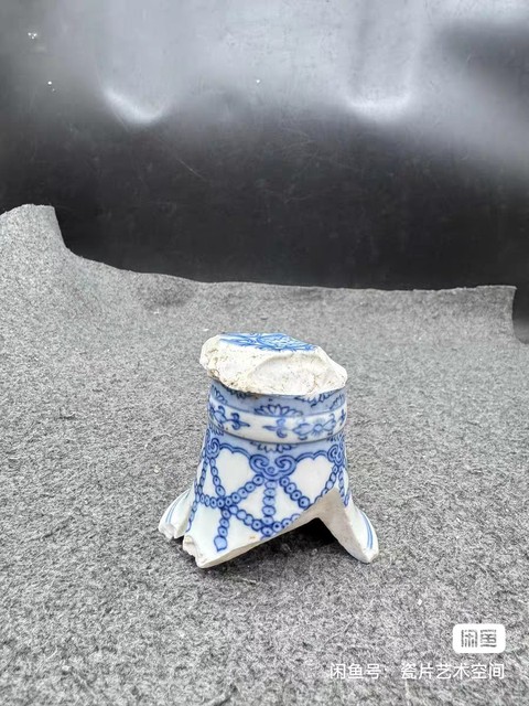 古玩陶瓷青花酥油燈瓷片真品鑒賞圖