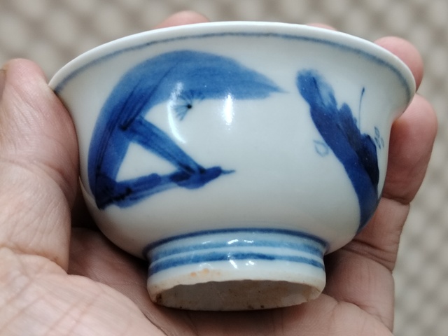古玩陶瓷高士圖青花杯真品鑒賞圖