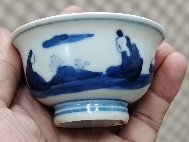 古玩陶瓷高士圖青花杯真品鑒賞圖