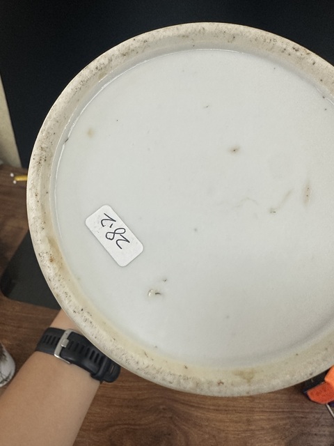 古玩陶瓷民國粉彩花卉縷空帽筒拍賣,當前價格2000元