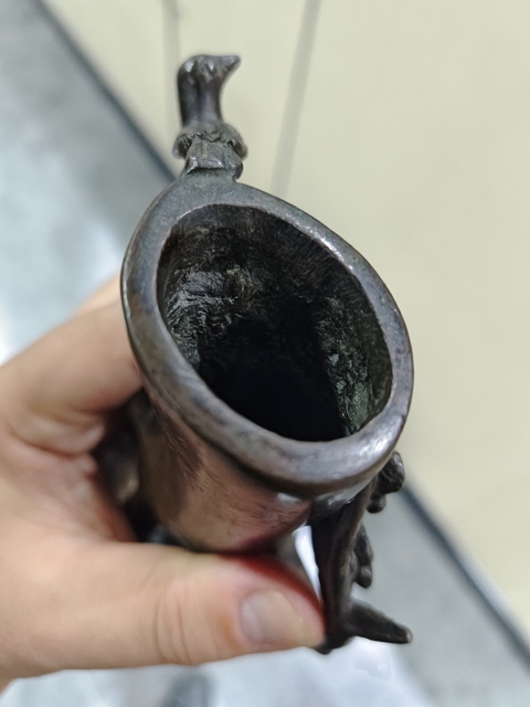 古玩銅器銅花插真品鑒賞圖