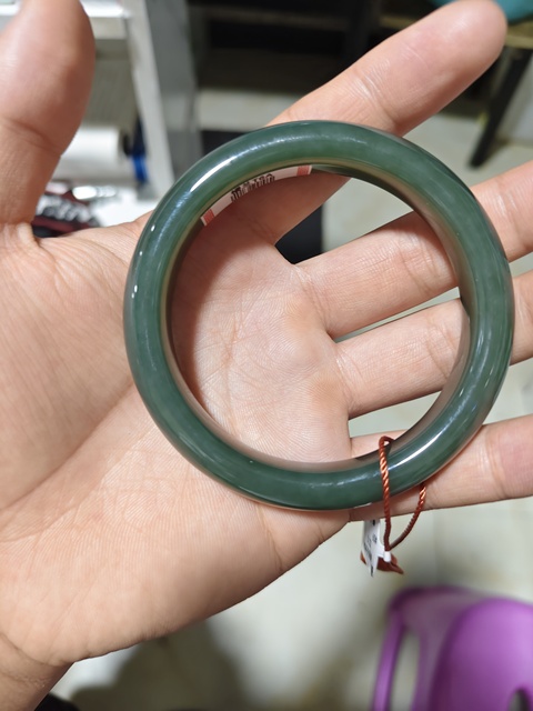 古玩玉器和田碧玉手鐲真品鑒賞圖