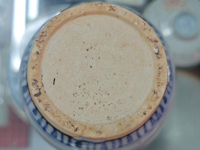 古玩陶瓷花卉紋青花罐真品鑒賞圖