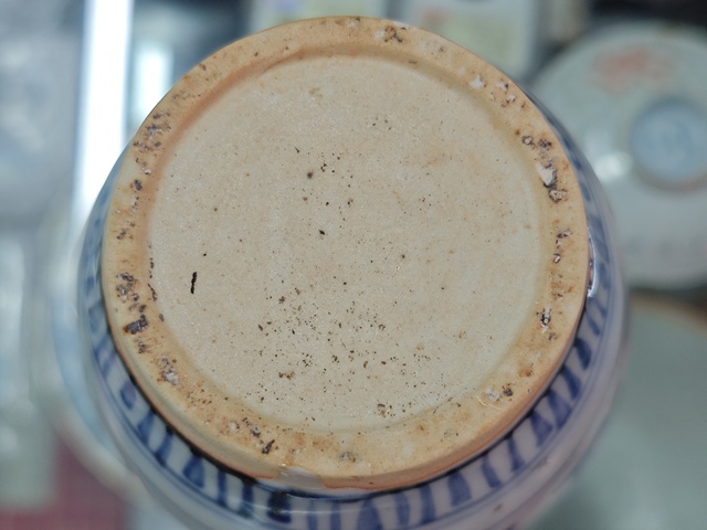 古玩陶瓷花卉紋青花罐真品鑒賞圖