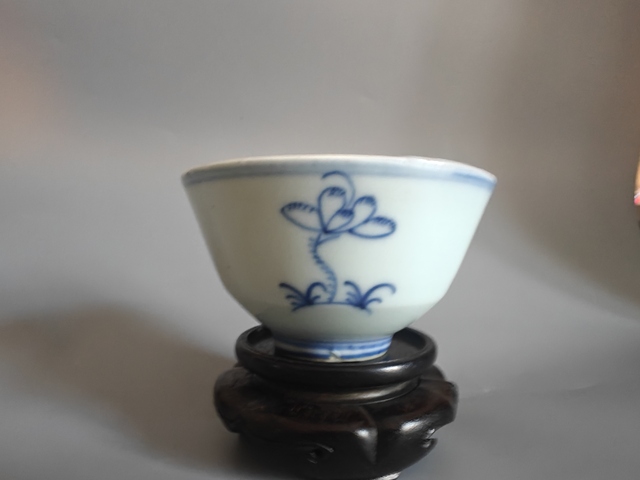 古玩陶瓷碗真品鑒賞圖