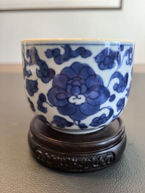 古玩陶瓷康熙青花盅真品鑒賞圖