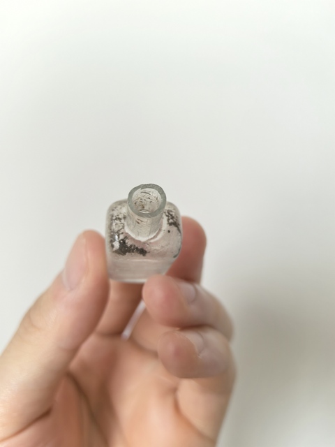 古玩雜項琉璃瓶真品鑒賞圖