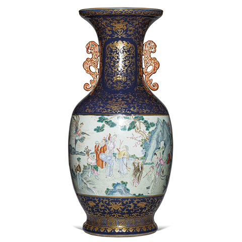 古玩陶瓷祭藍描金開窗粉彩人物故事雙耳瓶真品鑒賞圖