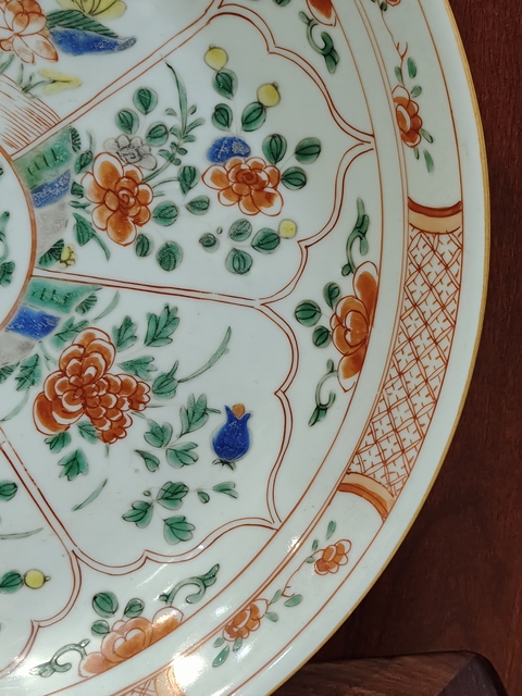 古玩陶瓷花卉紋五彩盤真品鑒賞圖