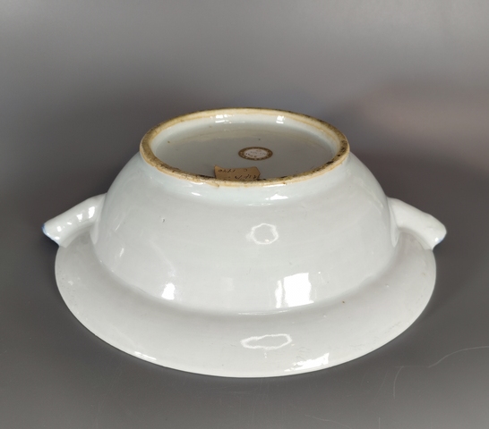 古玩陶瓷清乾隆-青花山水人物高足溫盤拍賣，當前價格2699元