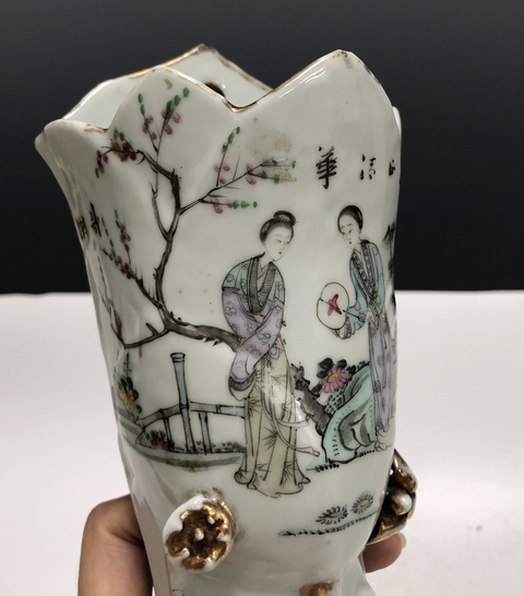 古玩陶瓷民國·粉彩桃花仕女紋壁瓶拍賣，當前價格3699元