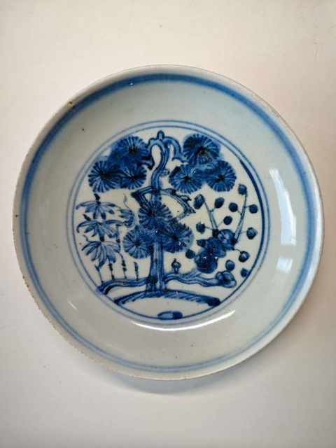 古玩陶瓷青花歲寒三友盤真品鑒賞圖