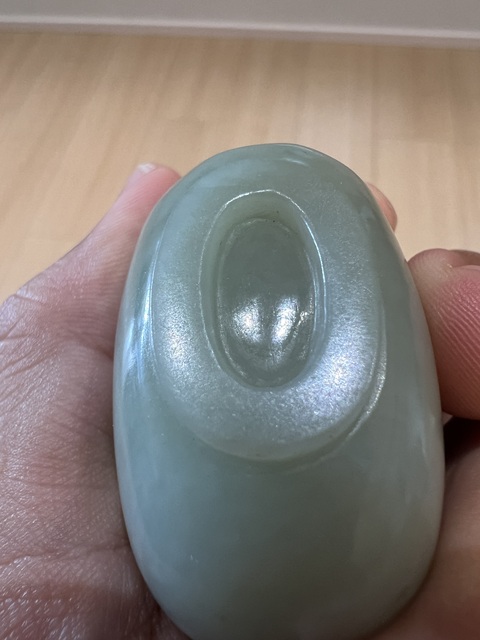 古玩玉器和田玉鼻煙壺真品鑒賞圖