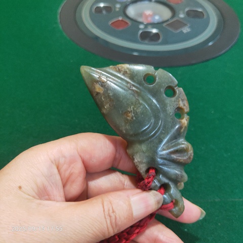 古玩玉器和田青玉玉鳥真品鑒賞圖