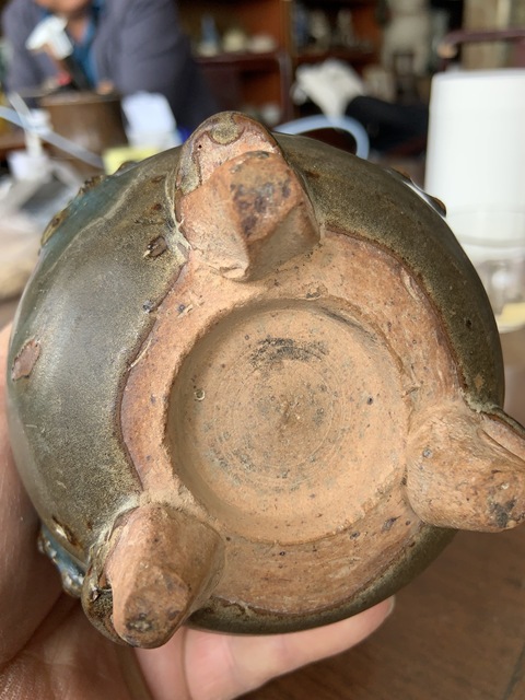 古玩陶瓷鈞窯青釉貼塑花卉紋香爐真品鑒賞圖