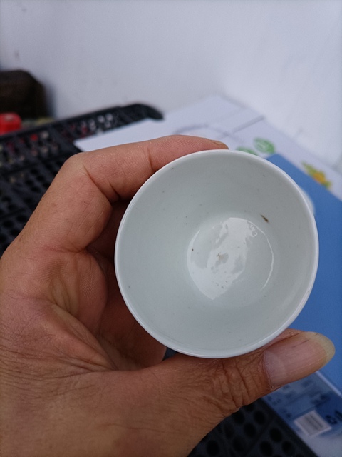 古玩陶瓷青花雙駿圖茶杯真品鑒賞圖