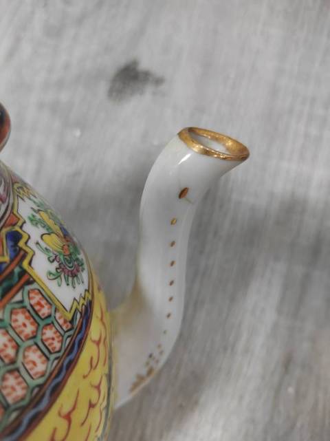 古玩陶瓷廣彩龍紋公道杯真品鑒賞圖