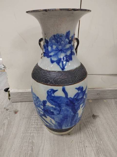 古玩陶瓷哥釉青花賞瓶真品鑒賞圖