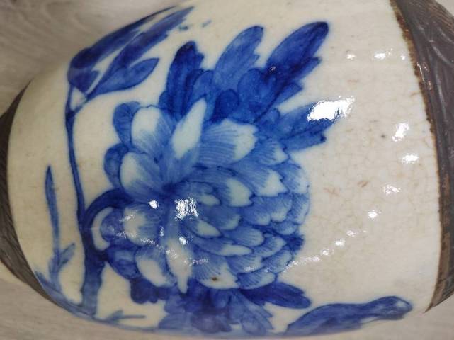 古玩陶瓷哥釉青花賞瓶真品鑒賞圖