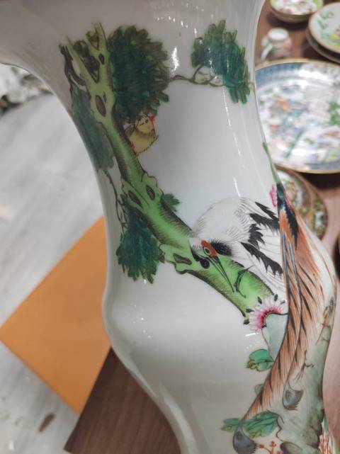 古玩陶瓷錦雞花卉鳳尾尊真品鑒賞圖