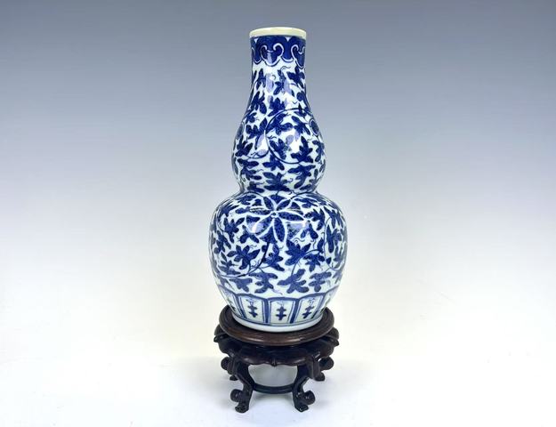 古玩陶瓷清光緒·青花纏枝花卉葫蘆瓶拍賣，當前價格1124元