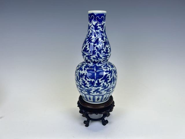 古玩陶瓷清光緒·青花纏枝花卉葫蘆瓶拍賣，當前價格1124元