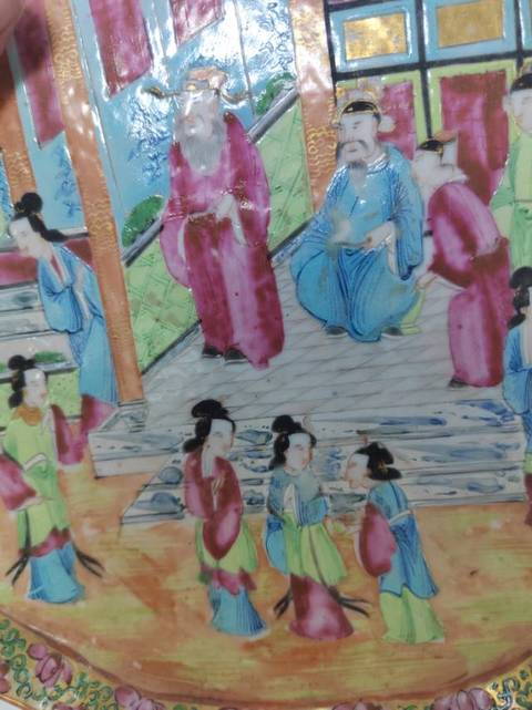 古玩陶瓷廣彩人物花卉海棠盤拍賣，當(dāng)前價(jià)格3588元