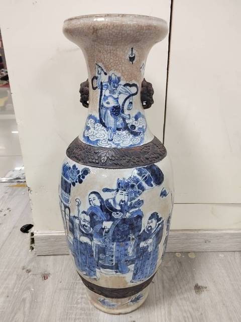古玩陶瓷哥釉青花獸耳賞瓶拍賣，當前價格6888元