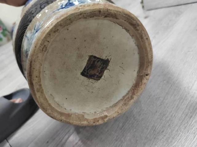 古玩陶瓷哥釉青花獸耳賞瓶拍賣，當前價格6888元